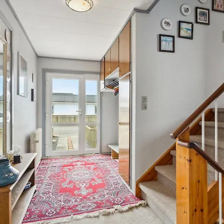 Semesterbostad 3 Bedroom Amazing In *